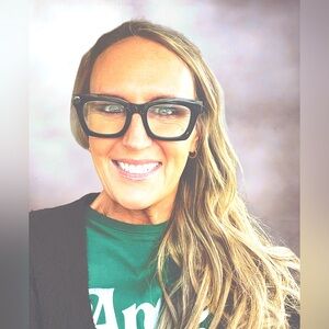 Meet your Posher, Amy